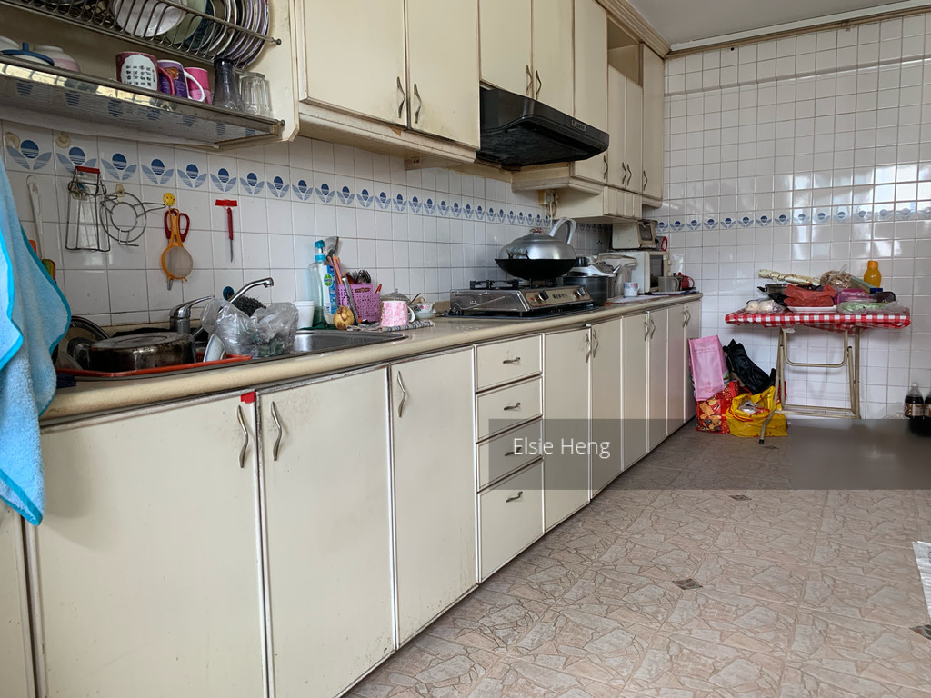 Blk 320 Hougang Avenue 5 (Hougang), HDB 5 Rooms #207914571